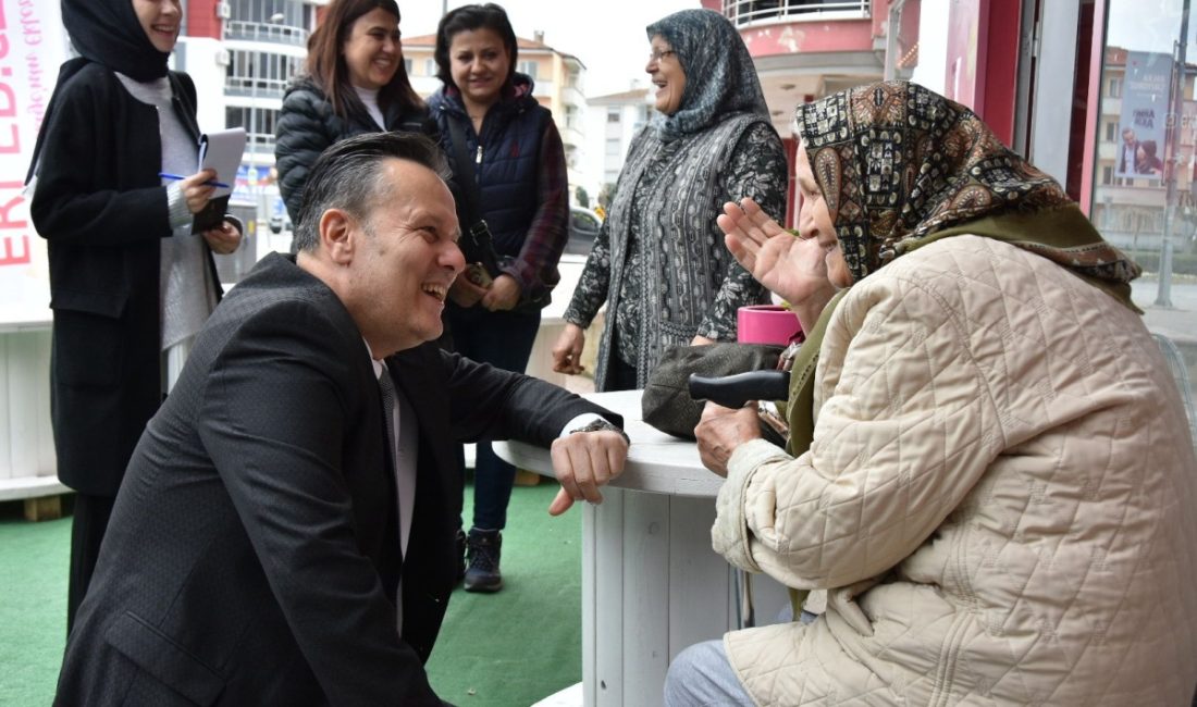 Cumhur İttifakı Altıeylül Belediye Başkan Adayı Mesut Eray, seçim çalışmaları