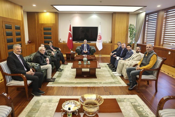 Bugün Ticaret Bakanlığı, Esnaf ve Sanatkarlar Derneği (ESDER) Başkanı Mahmut