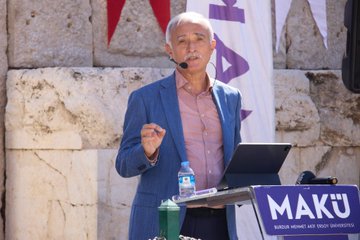 Burdur’un Gölhisar ilçesinde yer alan Kibyra Antik Kenti Odenionu, gençlere