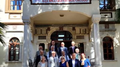 Kuva-yi Milliye Yürütme Kurulu Başkanı Kemal Girgin ve üyeleri, Edremit