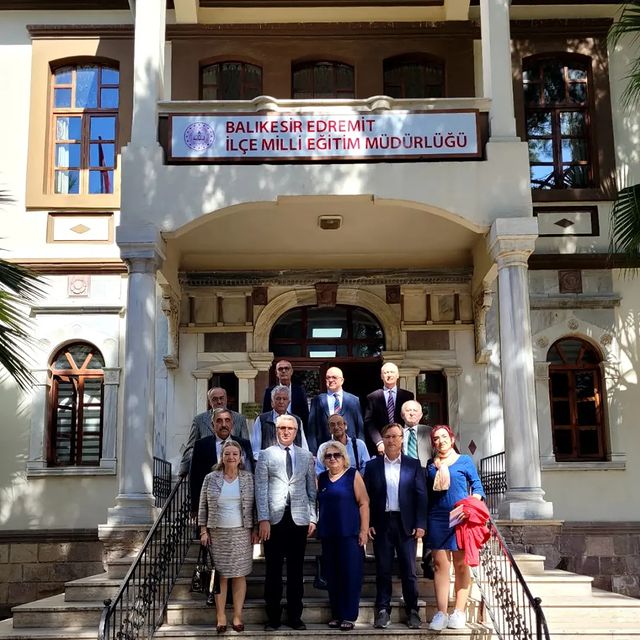 Kuva-yi Milliye Yürütme Kurulu Başkanı Kemal Girgin ve üyeleri, Edremit