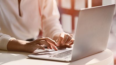 E-Arşiv , Gelir İdaresi Başkanlığı’nın belirlediği kurallara uygun olarak faturaların