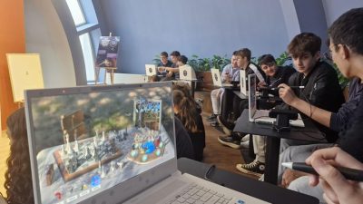 Türkiye’de eğitimde yenilikçi bir adım atıldı. Öğrencilere ders konularını üç