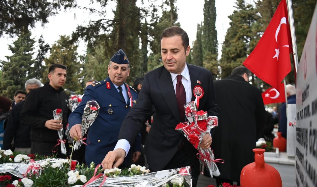 Balıkesir Şehitliği’nde Anma Töreni Düzenlendi Balıkesir Valiliği tarafından düzenlenen ve