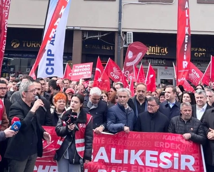 Balıkesir’de CHP İl Örgütü Tepki Gösterdi Balıkesir‘de Cumhuriyet Halk Partisi