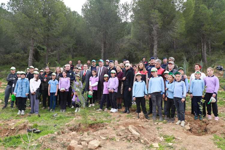 21 Mart Dünya Ormancılık Günü ve Haftası Etkinlikleri Kapsamında Burhaniye’de