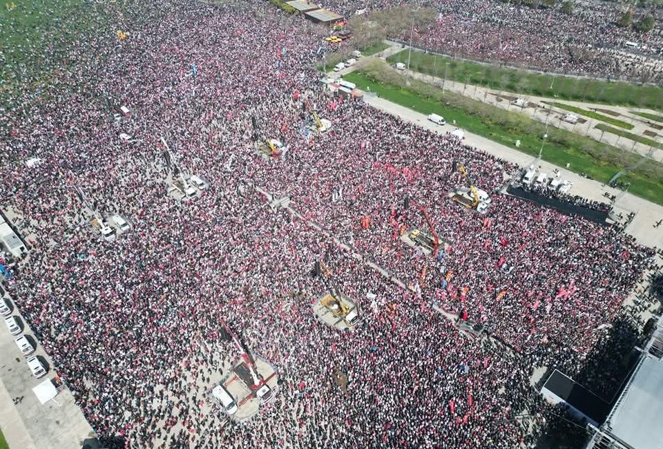 CHP Lideri Özel’in Maltepe Mitingi Büyük İlgi Gördü Cumhuriyet Halk
