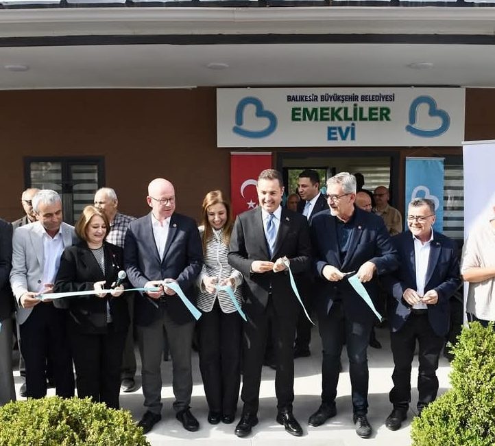 Balıkesir Büyükşehir Belediyesi Emeklilere Sosyal Alan Kazandırdı Balıkesir Büyükşehir Belediyesi,