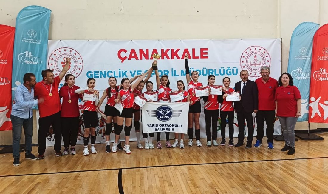 Balıkesir’den Büyük Başarı: Yarış Ortaokulu Kız Voleybol Takımı Zirveye Çıktı