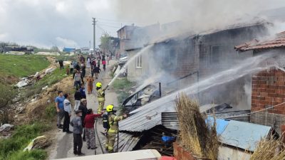 Susurluk’ta Yaşanan Ev Yangınında Büyük Zarar Balıkesir’in Susurluk ilçesinde meydana