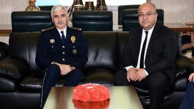 Sağlıktan Polise Destek Ziyareti Balıkesir İl Sağlık Müdürü Serkan Kadir