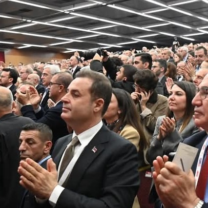 CHP’de Yeni Dönem Başladı Balıkesir Büyükşehir Belediye Başkanı Ahmet Akın,