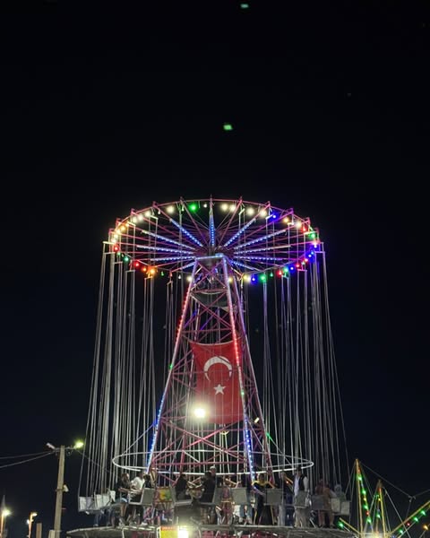 Gönen’de panayırın üçüncü günü de yoğun ilgiyle devam ediyor. Panayır