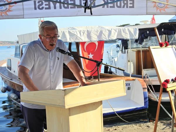 Erdek’te Atatürk Anıldı Erdek, Ulu Önder Gazi Mustafa Kemal Atatürk’ün