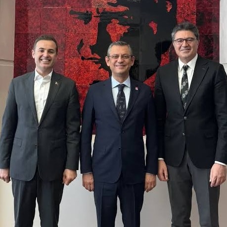 Balıkesir’de düzenlenen bir etkinlikte konuşan CHP Genel Başkanı Özgür Özel,