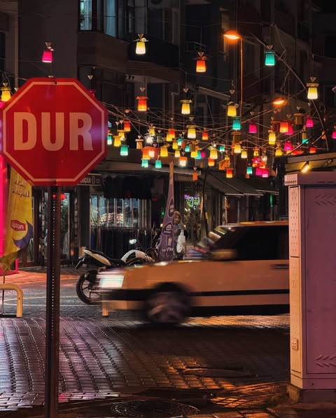 Gönen’e yaşayanlara yönelik iyi geceler dileği iletildi. Dilek, Gönen’in sakinlerine