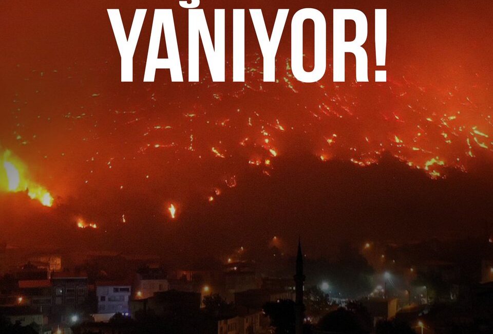 Bandırmaspor, ülke genelinde yaşanan yangınlar nedeniyle başsağlığı mesajı yayınladı. Kulüp,