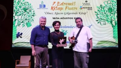 Edremit’te düzenlenen kitap fuarı, sanat, tarih, ekonomi ve umut temalarıyla