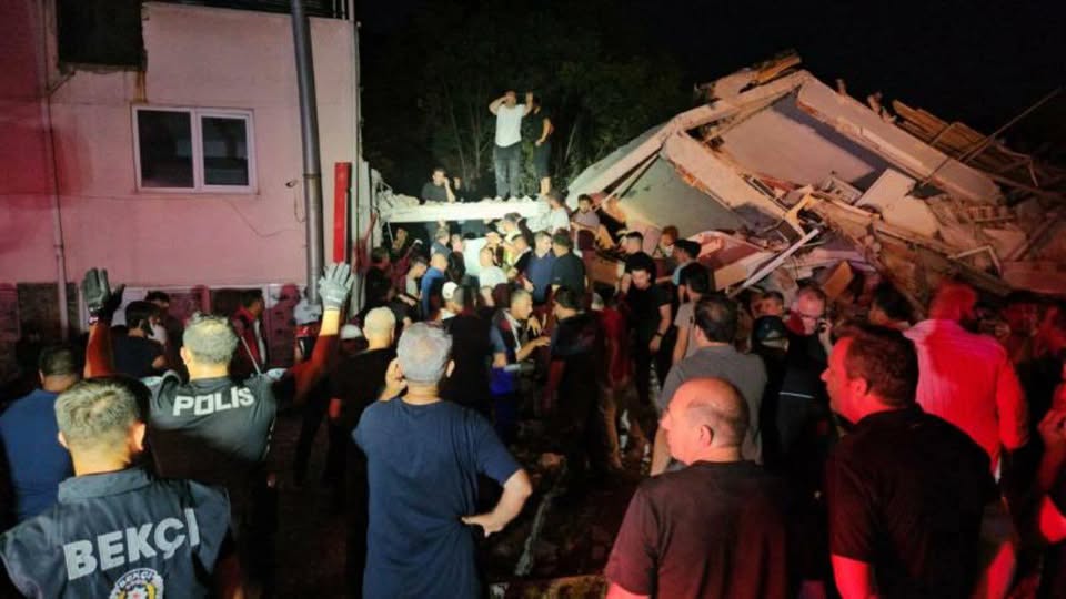 Sındırgı’da Deprem Korkusu: Bir Can Kaybı Balıkesir’in Sındırgı ilçesinde akşam