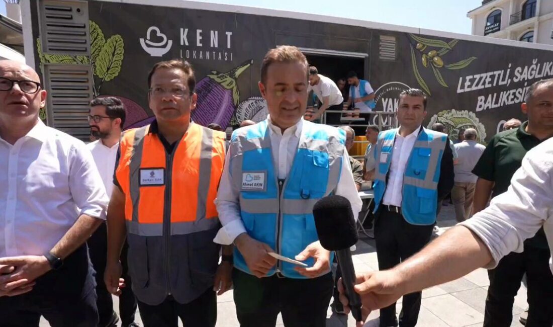 Balıkesir’in Sındırgı ilçesinde yaşanan deprem felaketinin ardından Balıkesir Büyükşehir Belediye