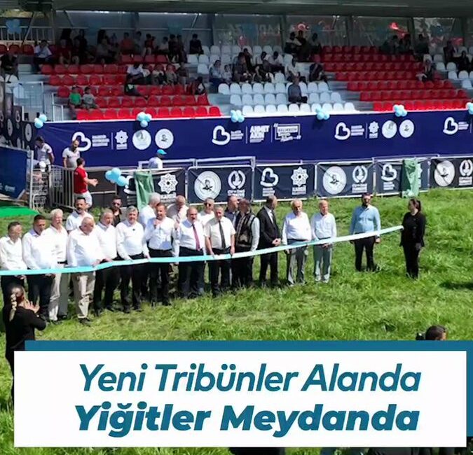 Balıkesir’de bu yıl 65’incisi düzenlenen Kurtdereli Mehmet Pehlivan Güreşleri, dualarla