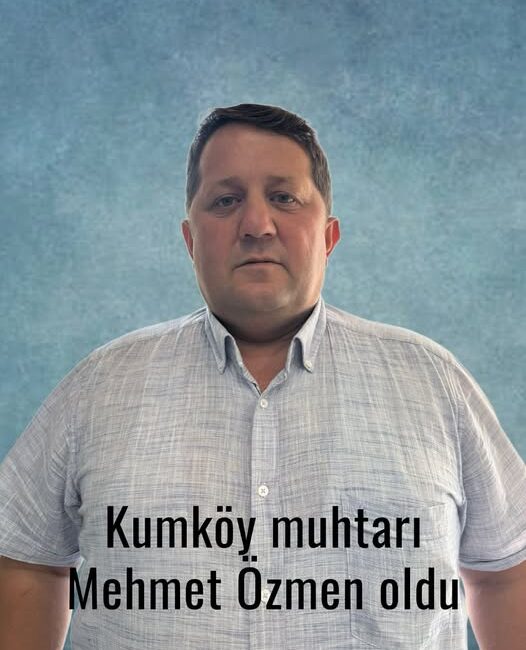 Kumköy’de muhtarlık görevine Mehmet Özmen getirildi. Özmen, mazbatasını alarak resmi
