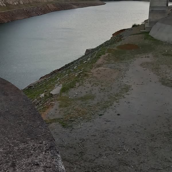 Gönen ilçesinde bulunan Yenice Barajı’nda anlık durum, bir takipçi tarafından