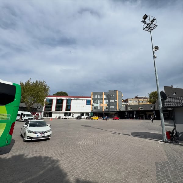 Gönen ilçesinde yapımı tamamlanan yeni otogarın açılışına ilişkin herhangi bir