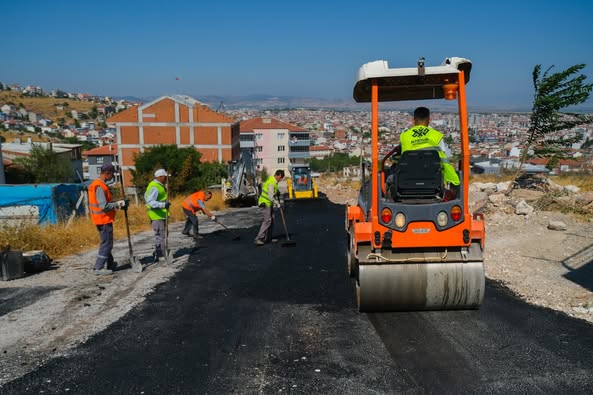 Altıeylül Belediyesi, 2025 yılı yatırımları doğrultusunda ilçenin dört bir yanında