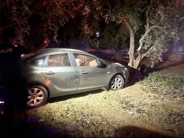 Erdek’te Meydana Gelen Trafik Kazası Erdek‘te bu akşam meydana gelen