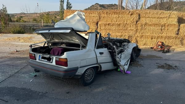 Bigadiç’te Feci Trafik Kazası Balıkesir’in Bigadiç ilçesinde, Yağcıbedir Mahallesi yolu