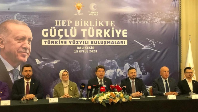 Adalet Bakanı Yılmaz Tunç, Türkiye Yüzyılı Buluşmaları kapsamında AK Parti