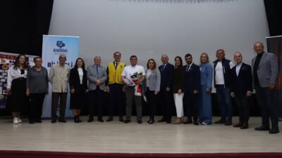 Bandırma’da Önemli Sağlık Semineri Bandırma’da, çocukluk çağı kanserleri konusunda toplumsal