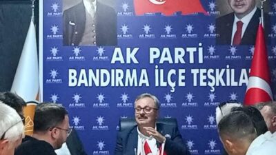 Bandırma’da düzenlenen Türkiye Yüzyılı Buluşmaları etkinliği büyük bir katılımla gerçekleşti.