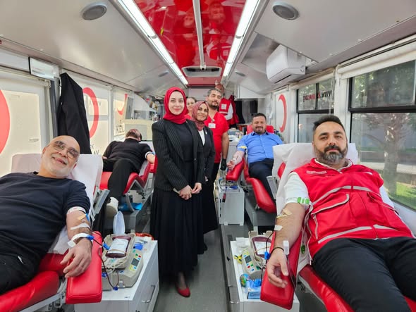 Balıkesir’de Anlamlı Kan Bağışı Kampanyası AK Parti Balıkesir İl Başkanlığı,