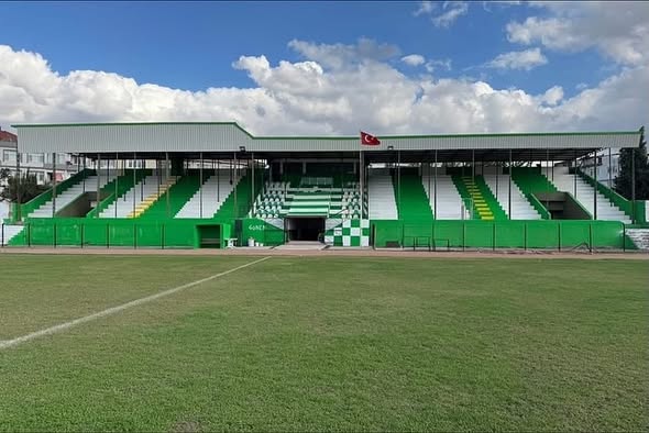 Gönen’de Şehir Stadyumu Yerine Gençlik Merkezi Planı Tepki Çekti İYİ Parti Gönen İlçe Genel Sekreteri ve eski Gönen Belediyespor