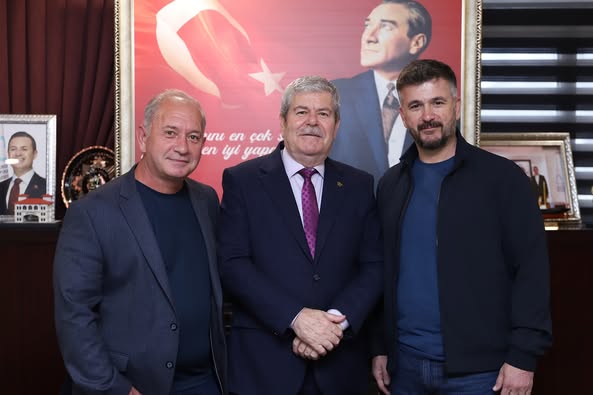 Karaçalılık Mahallesi’nden Belediye’ye Nezaket Ziyareti Bandırma Belediyesi, Karaçalılık Mahallesi’nden bir