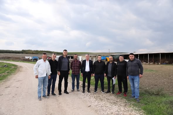 Bandırma’da Hayvancılığa Destek Bandırma Belediyesi, Doğa Mahallesi’nde hayvancılıkla uğraşan 10