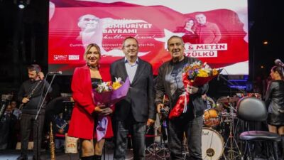 Ayvalık’ta 29 Ekim Coşkusu Balıkesir’in Ayvalık ilçesi, Cumhuriyet’in 102. yıl