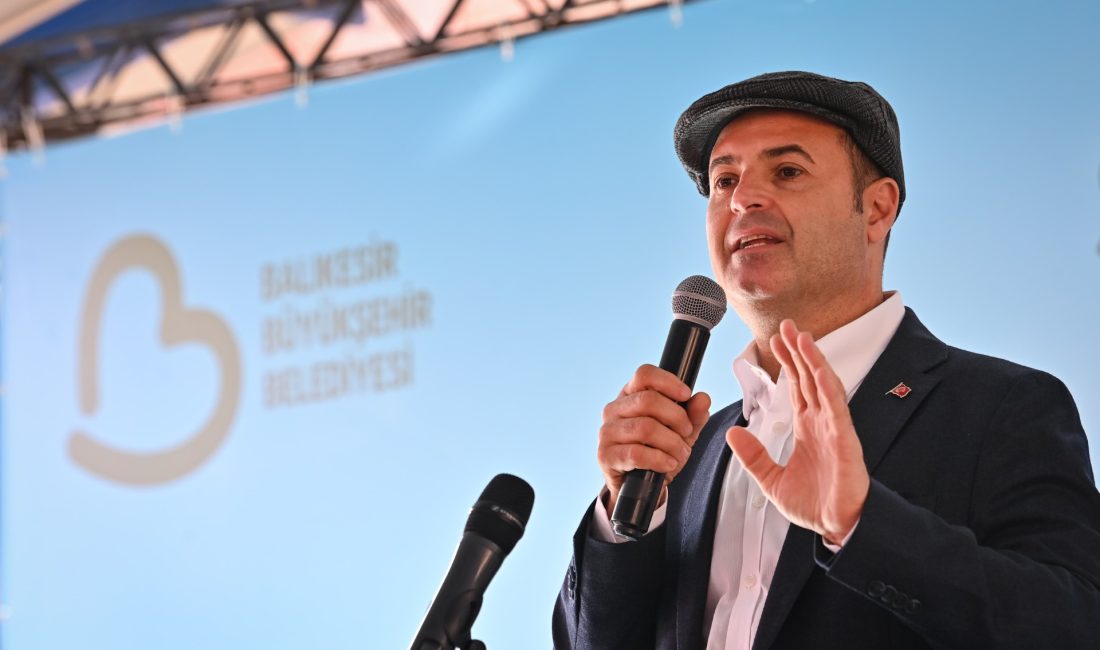 Balıkesir Büyükşehir Belediye Başkanı Ahmet Akın, tarımsal destekleme faaliyetlerinin devam