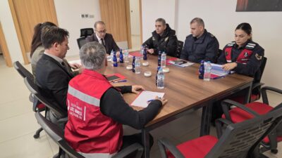 Bandırma Kaymakamı Engin Aksakal ve ilçe protokolü, Balıkesir Geri Gönderme