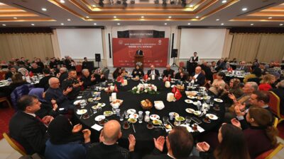 Balıkesir Valiliği tarafından düzenlenen iftar programında, şehit yakınları ve gaziler
