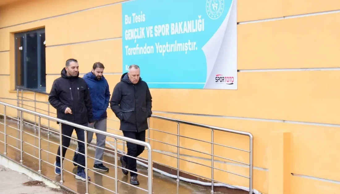 Balıkesir Gençlik ve Spor İl Müdürü Adem Özalp, Bandırma'daki projeleri
