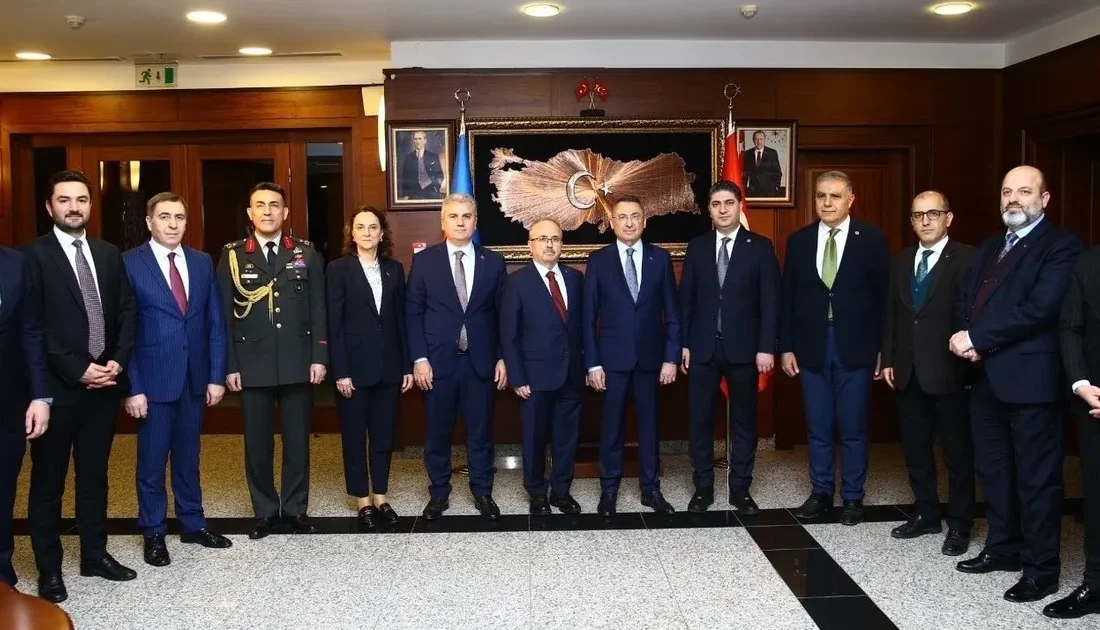 Mustafa Canbey, Azerbaycan'a resmi ziyarette bulunarak Türkiye-Azerbaycan-Gürcistan ilişkilerini güçlendirmek için