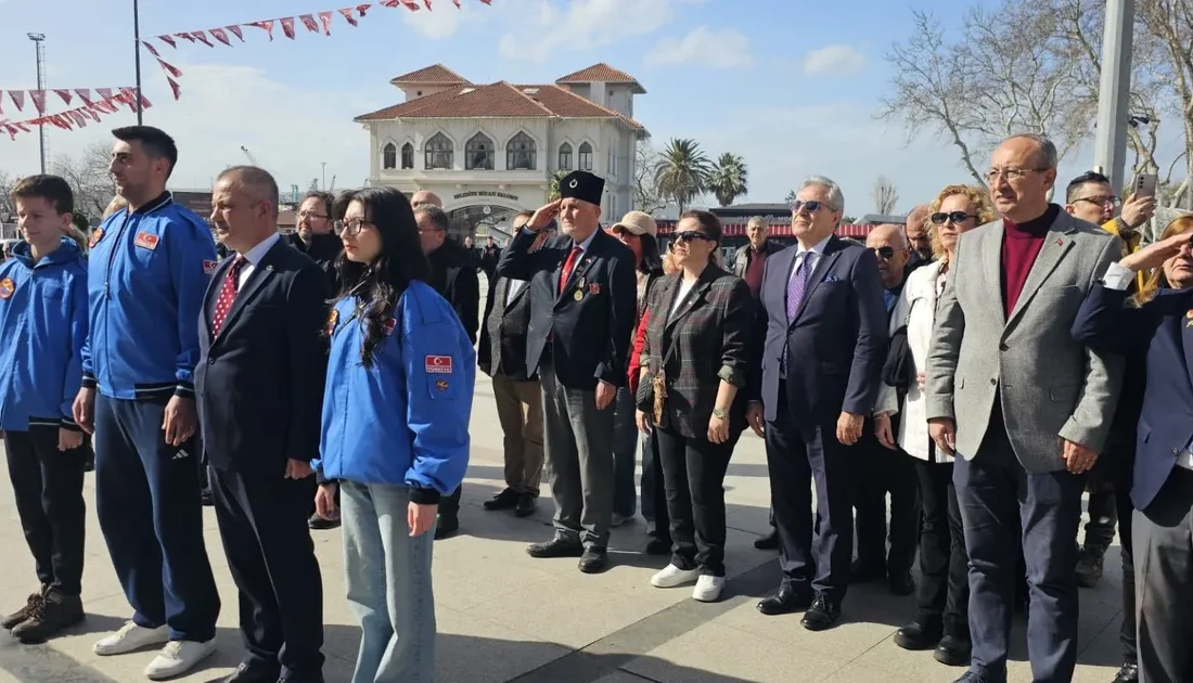 Türk Hava Kurumu'nun 101. kuruluş yıl dönümünü Bandırma'da kutladık. Törenin