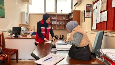8 Mart Dünya Kadınlar Günü'nde Bandırma'daki kadın muhtarlarla buluşarak kadınların