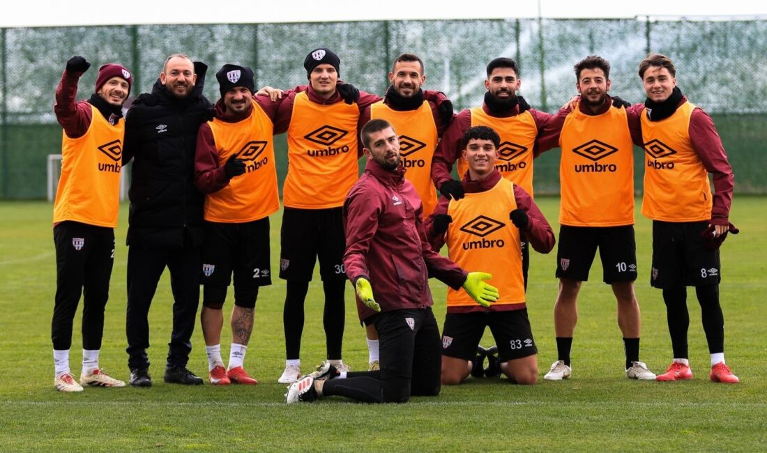 Bandırmaspor, 1 Mart 2026'da Ümraniyespor ile kritik bir mücadeleye çıkıyor.
