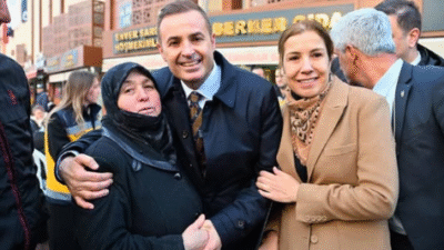 Ahmet Akın, Kadir Gecesi'nde düzenlediği iftar programıyla on binlerce vatandaşı