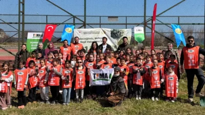 Marmara Adası’nda düzenlenen “Adada Yeşeren Topraklar” projesi ile çocuklar doğayla