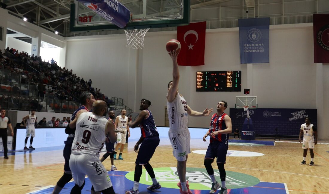 Bandırma Bordo Basketbol, play-off'ta Ted Ankara Kolejliler'i yenerek Süper Lig